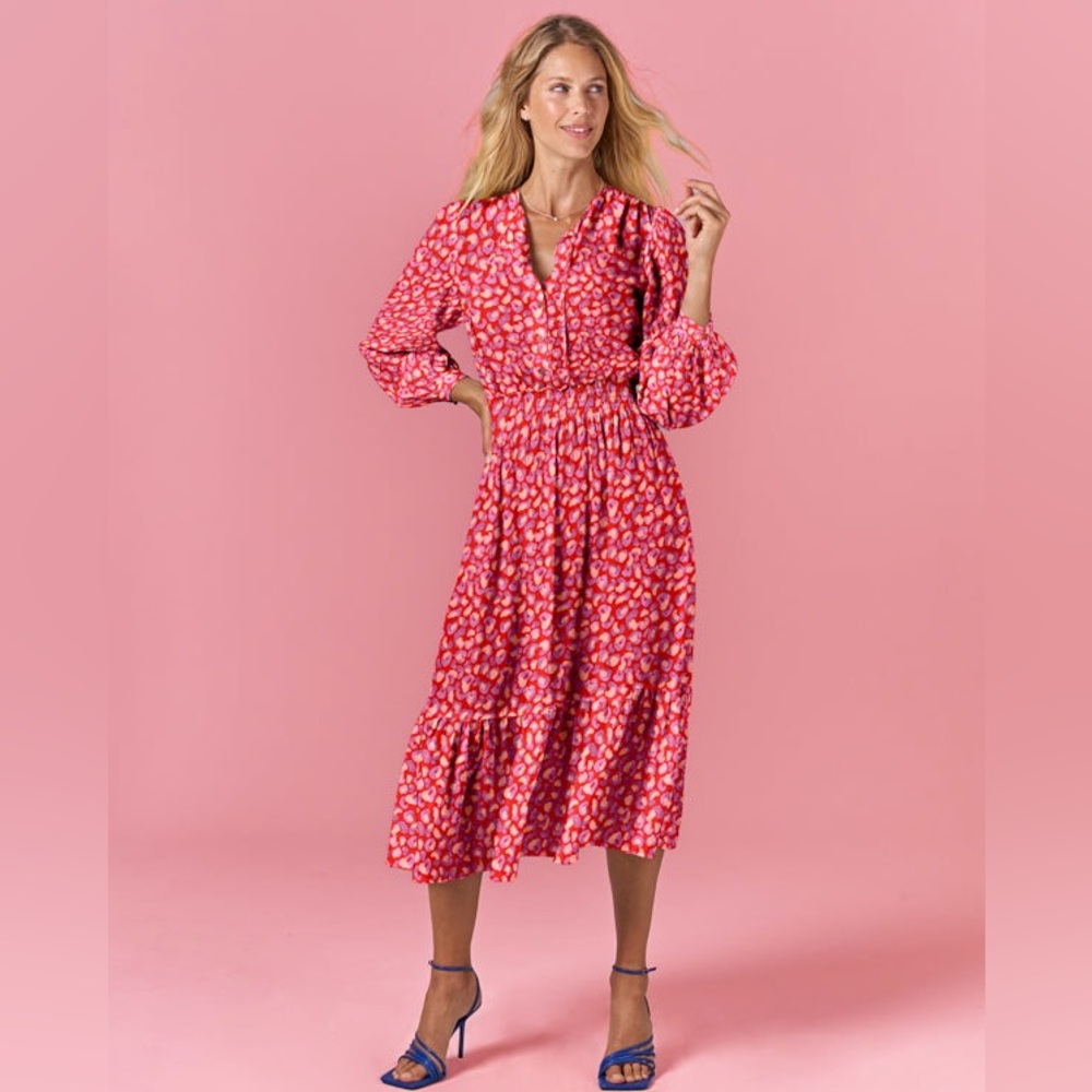 Tucker NYC -The Juliette Dress
Hugs and Kittens